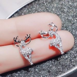 Rhinestone deer silver stud earrings women’s NEW🦌